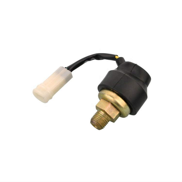 Brake Lamp Switch SS-38; MC841493 for Truck Auto Reverse Switch